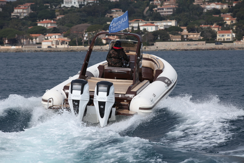 photo Wimbi Boats W9