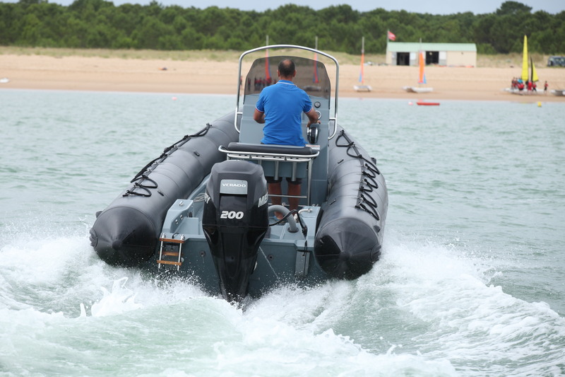 photo Bombard Explorer 690 