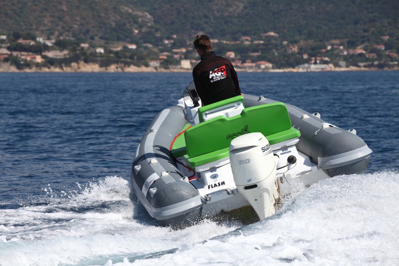 photo MV Marine 18 Technology