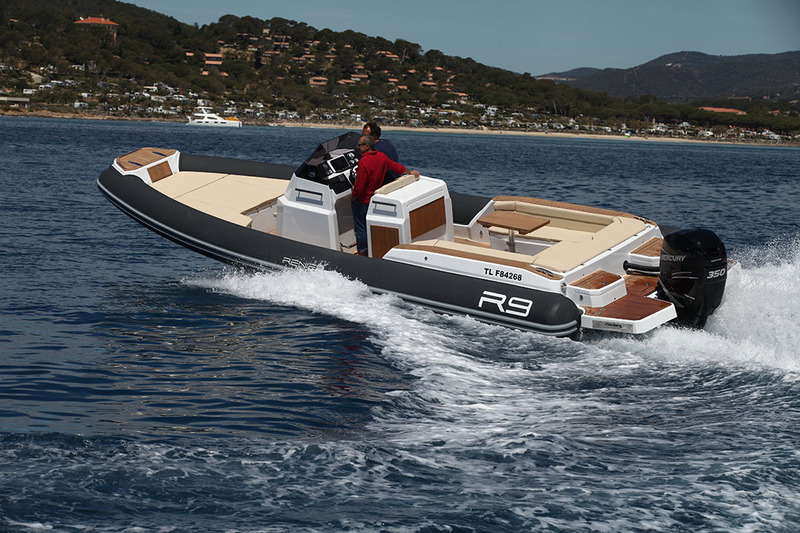 photo Renier R9 Tourer