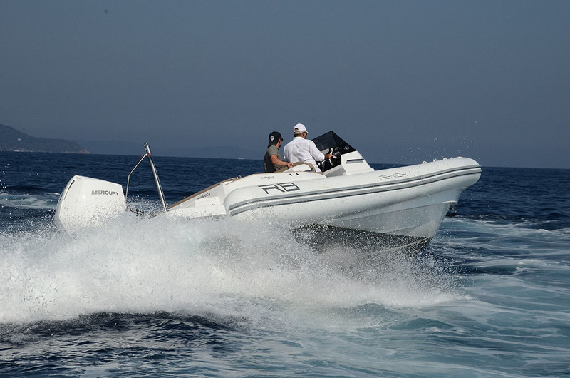 photo Renier R8