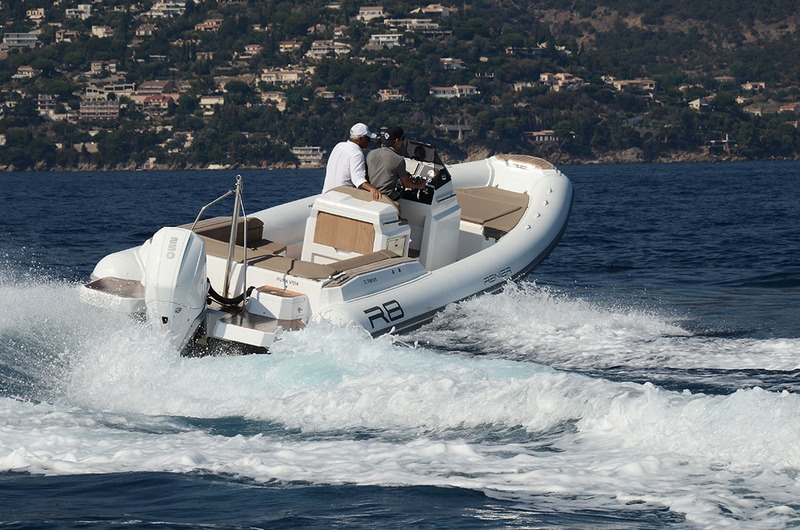 photo Renier R8