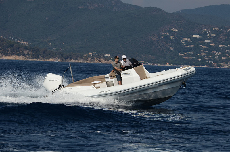 photo Renier R8