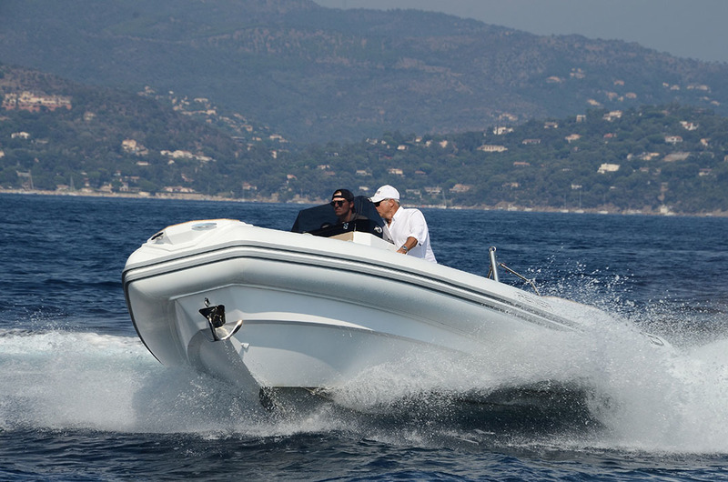 photo Renier R8