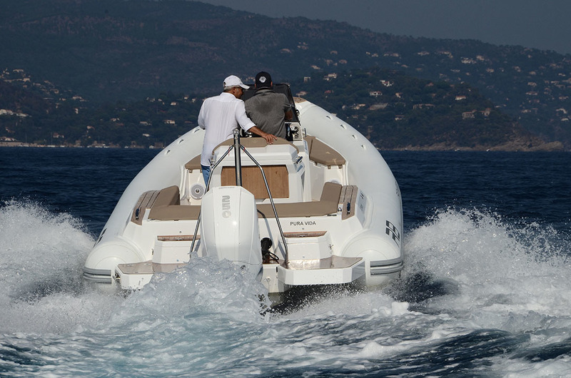 photo Renier R8