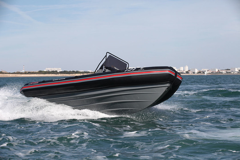photo Valiant 750 Sport Black Carbon