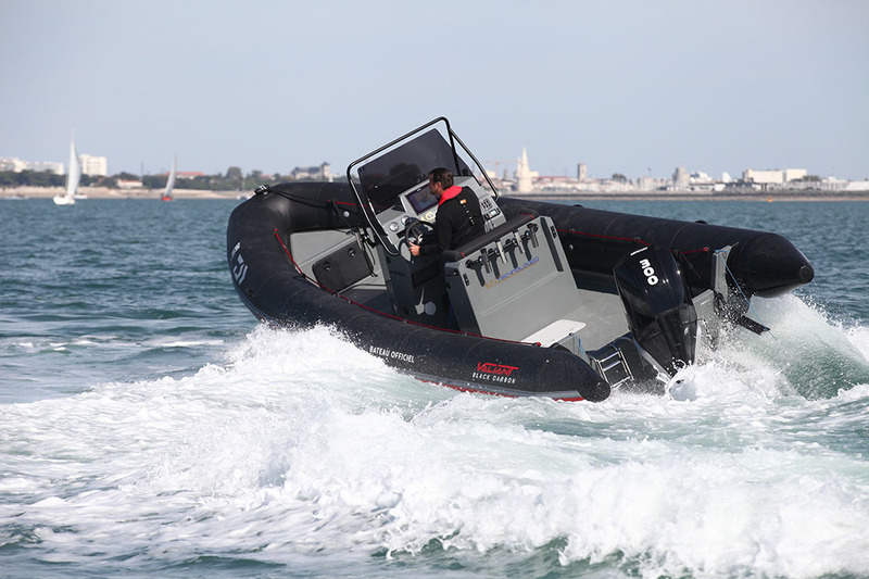 photo Valiant 750 Sport Black Carbon