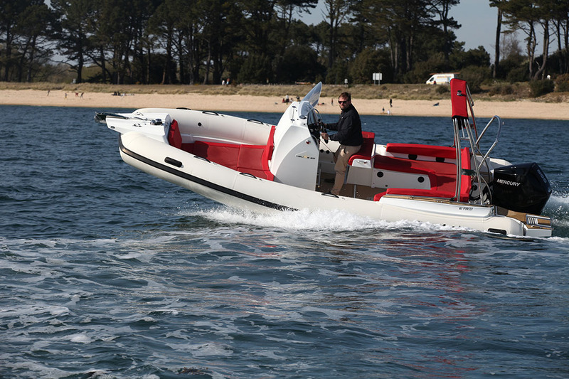 photo Pro Marine Helios 23