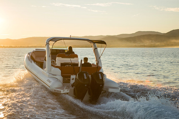 Thumb_zodiac-medline9-withe-sainttropez-_126_