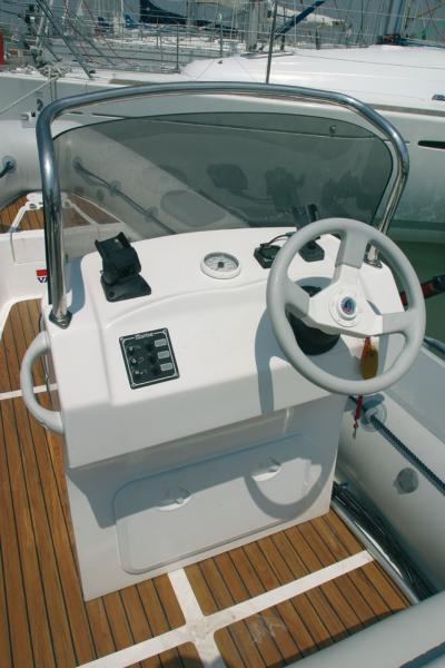 photo Valiant V 570 T