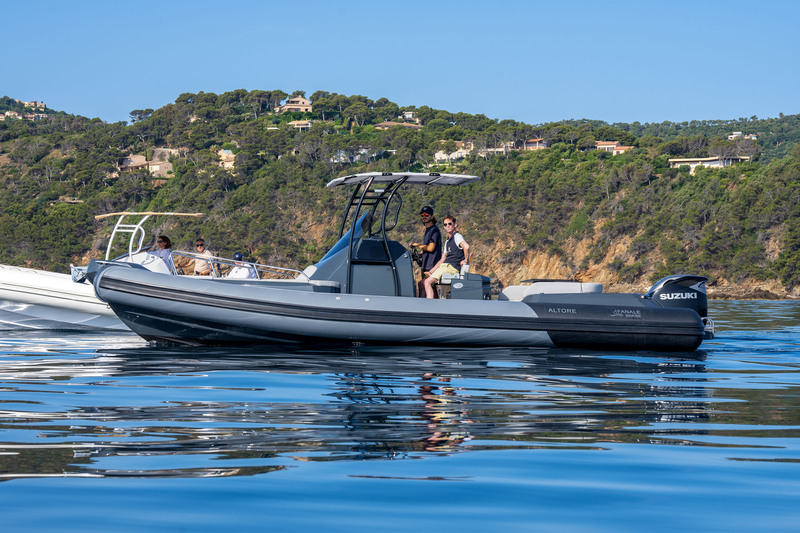 photo Fanale Marine Altore 900 Cabine