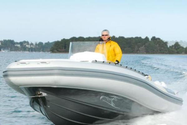 Thumb_maxi_26082008-142932sea_hawk_225-nav_-_04