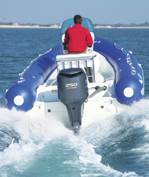 photo Bombard Explorer DB 700