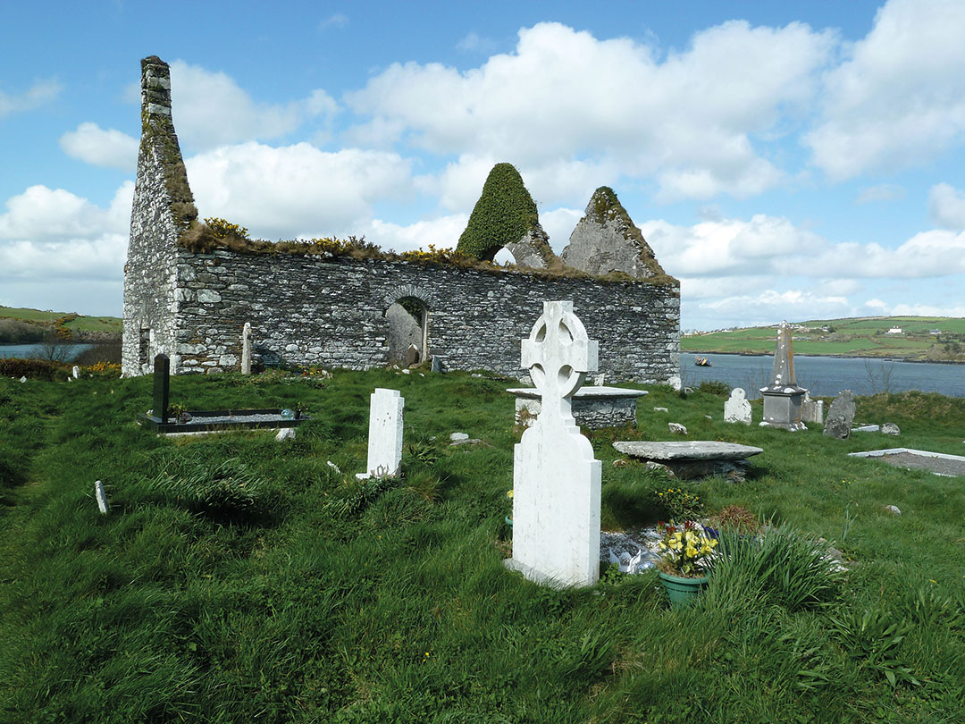 Chapelle_abandonn_e_sur_ilen_river